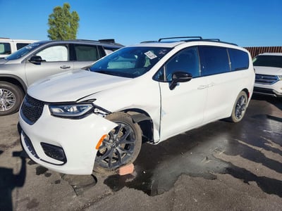 2C4RC1GGXSR****** 2025 Chrysler Pacifica
