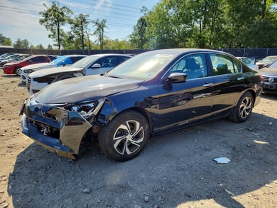 1HGCR2F31HA****** 2017 Honda Accord