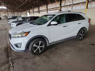 5XYPHDA53GG****** 2016 Kia Sorento