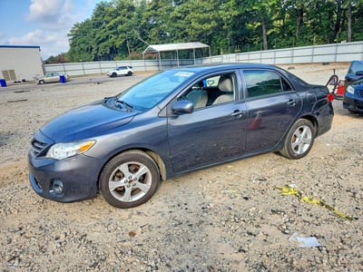 2T1BU4EE7DC****** 2013 Toyota Corolla