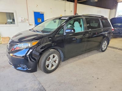5TDKK3DC5DS****** 2013 Toyota Sienna