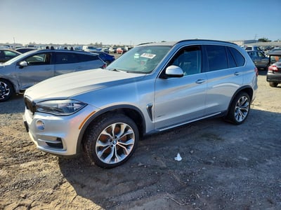5UXKR6C59F0****** 2015 BMW X5