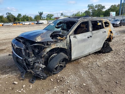 5TDGZRBH0MS****** 2021 Toyota Highlander