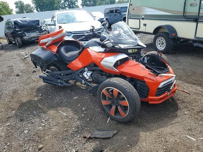 2BXRDDD21FV****** 2015 Can-Am Spyder