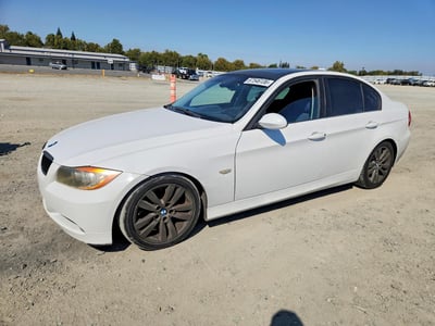 WBAVC53528F****** 2008 BMW 3 Series