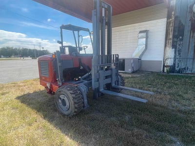 SNM25**** 2013 Moffett M55.4