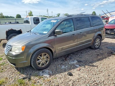 2A4RR5D10AR****** 2010 Chrysler Town & Country