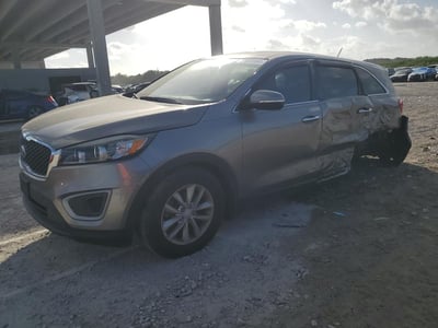 5XYPG4A32JG****** 2018 Kia Sorento
