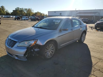 1C3CCBAB7DN****** 2013 Chrysler 200