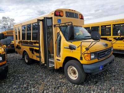 2006 Ford E-350