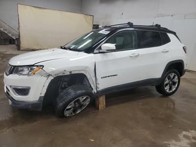 3C4NJDCB8JT****** 2018 Jeep Compass