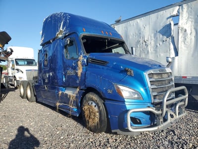 3AKJHHDR5KS****** 2019 Freightliner Cascadia 123