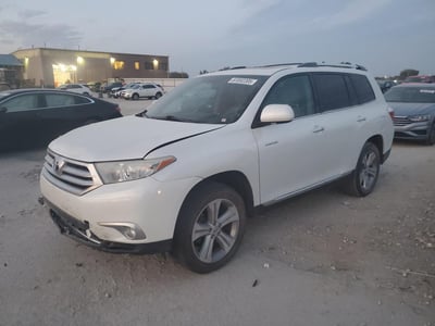 5TDDK3EH9CS****** 2012 Toyota Highlander