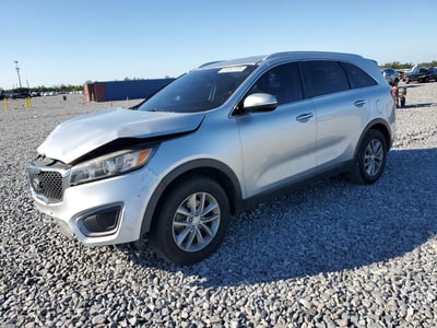 5XYPG4A31GG****** 2016 Kia Sorento