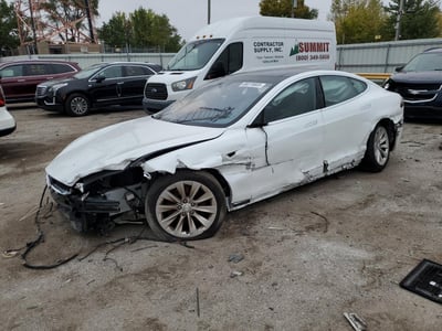 5YJSA1E15GF****** 2016 Tesla Model S