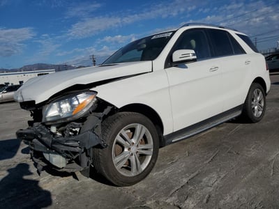 4JGDA5HB7FA****** 2015 Mercedes-Benz M-Class