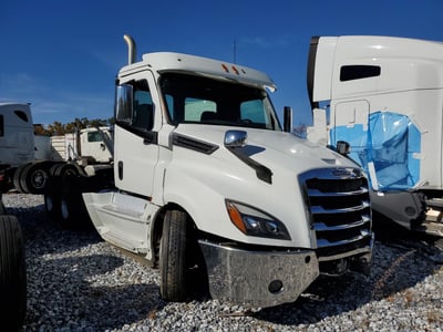 1FUJHLFG4KL****** 2019 Freightliner Cascadia 126