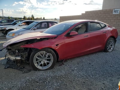5YJSA1E68MF****** 2021 Tesla Model S