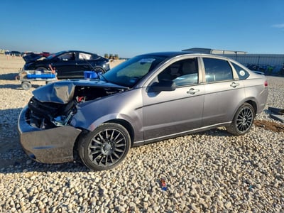 1FAHP3GN5BW****** 2011 Ford Focus