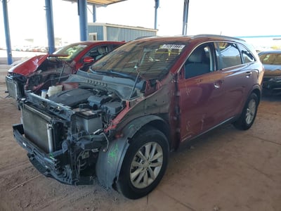 5XYPGDA50HG****** 2017 Kia Sorento