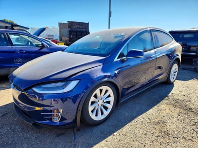 5YJXCBE22HF****** 2017 Tesla Model X