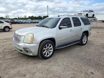 1GKUCEEF1AR****** 2010 GMC Yukon