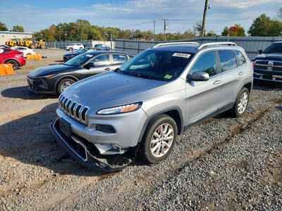 1C4PJMDS8HW****** 2017 Jeep Cherokee