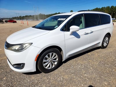 2C4RC1BG6HR****** 2017 Chrysler Pacifica