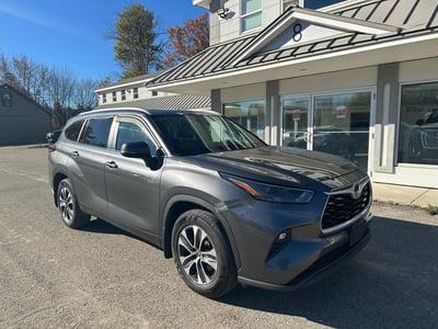 5TDKDRAH1PS****** 2023 Toyota Highlander