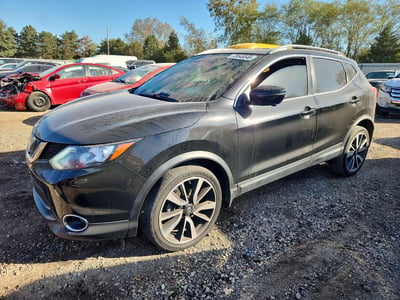 JN1BJ1CR5HW****** 2017 Nissan Rogue Sport