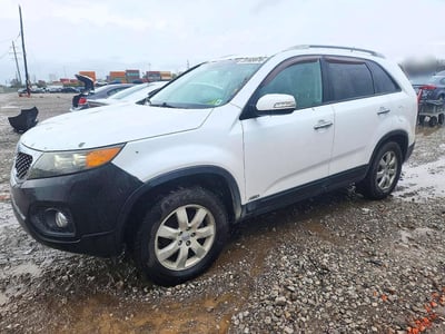5XYKTCA12BG****** 2011 Kia Sorento