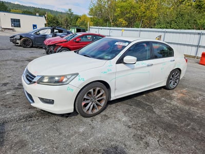1HGCR2F5XFA****** 2015 Honda Accord