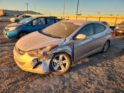 5NPDH4AE3DH****** 2013 Hyundai Elantra
