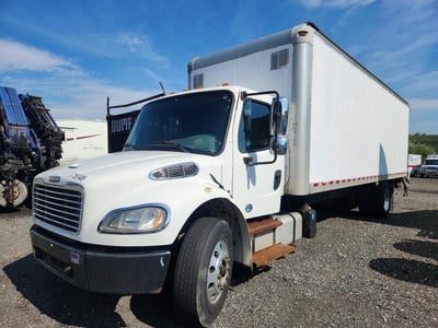 1FVACWFB5JH****** 2018 Freightliner M2