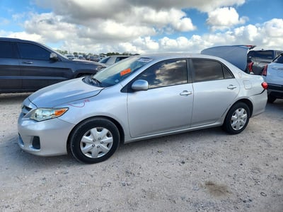 2T1BU4EE2BC****** 2011 Toyota Corolla