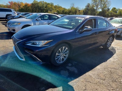 58AB21B1XKU****** 2019 Lexus ES