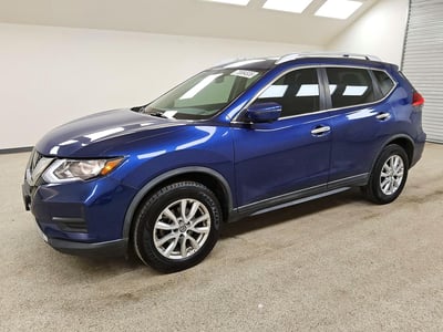 KNMAT2MV7HP****** 2017 Nissan Rogue