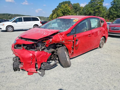 JTDZN3EU5FJ****** 2015 Toyota Prius V