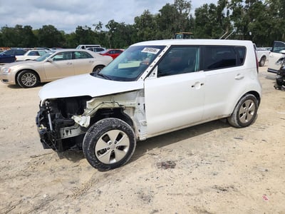KNDJN2A22G7****** 2016 Kia Soul