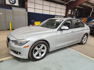 WBA3C3G50EN****** 2014 BMW 3 Series