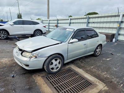 2T1BR12E51C****** 2001 Toyota Corolla