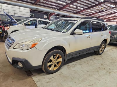 4S4BRBKC2D3****** 2013 Subaru Outback