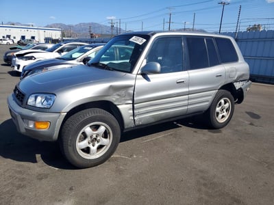 JT3GP10V2Y7****** 2000 Toyota RAV4