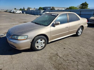 1HGCG165X1A****** 2001 Honda Accord