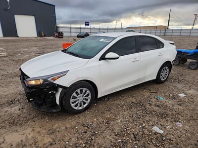 3KPF24AD2RE****** 2024 Kia Forte