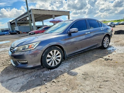 1HGCR2F84DA****** 2013 Honda Accord