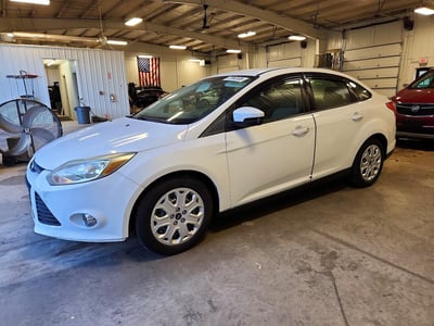 1FAHP3F26CL****** 2012 Ford Focus