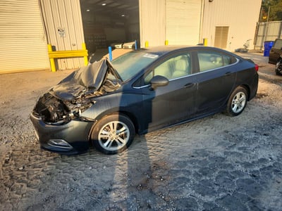1G1BE5SM7J7****** 2018 Chevrolet Cruze