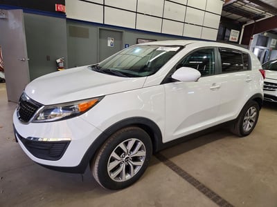 KNDPB3AC1G7****** 2016 Kia Sportage