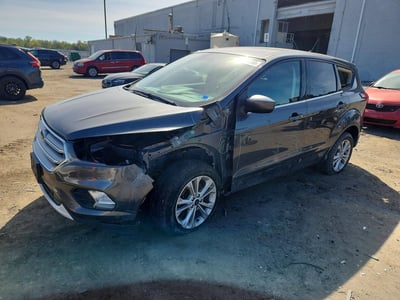 1FMCU9GD2KU****** 2019 Ford Escape